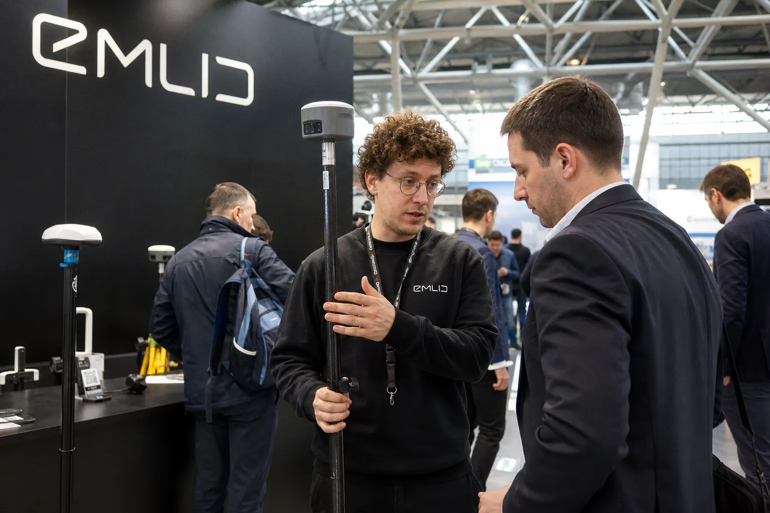 Emlid simplifie le positionnement RTK avec son service de corrections intégré