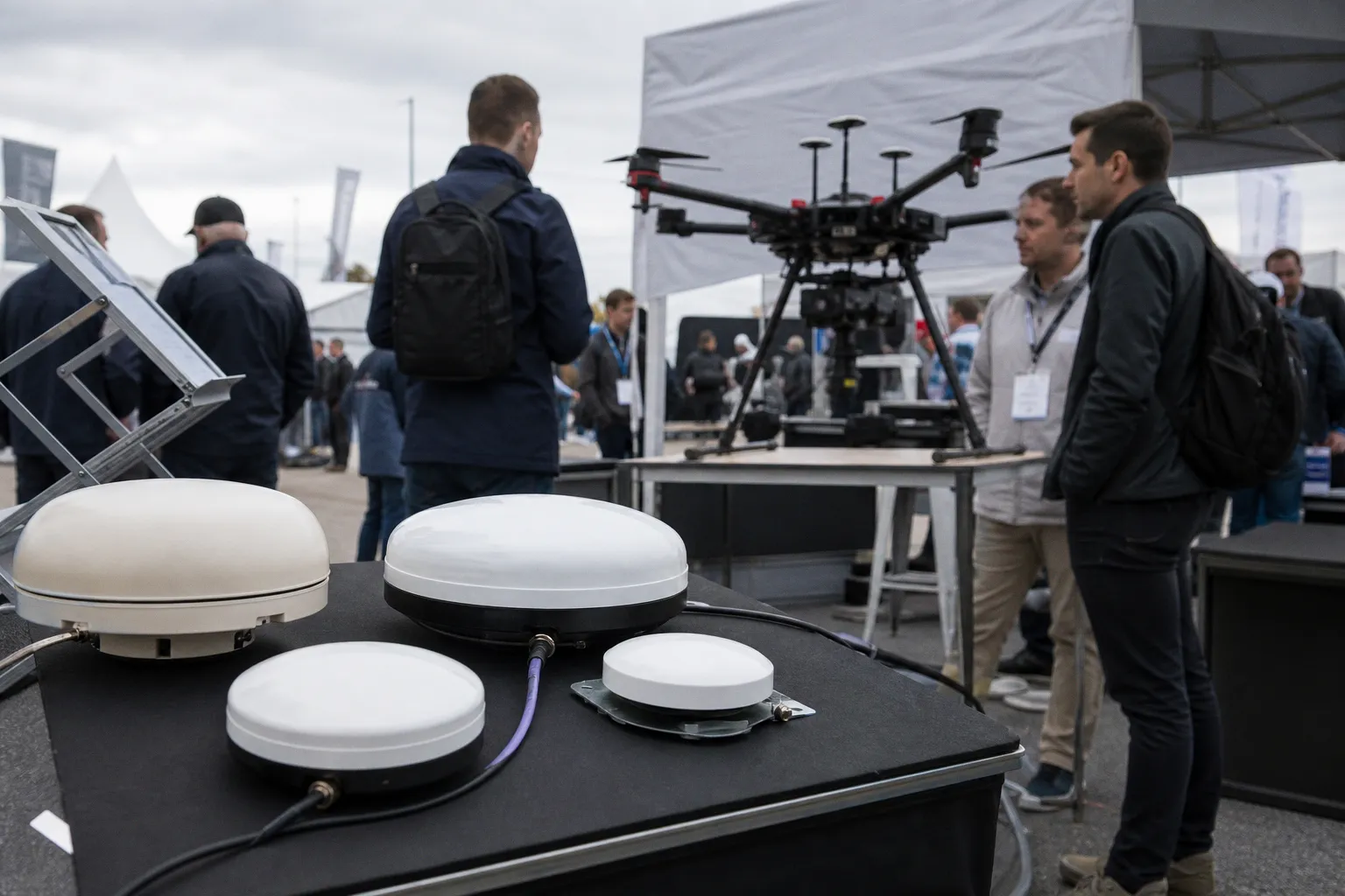 Infinite Electronics dévoile ses antennes GNSS anti-brouillage au salon Commercial UAV Expo