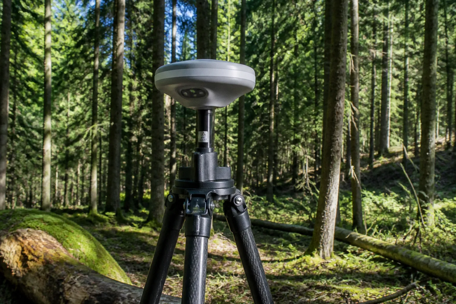 Précision GNSS en forêt dense : comment limiter les erreurs