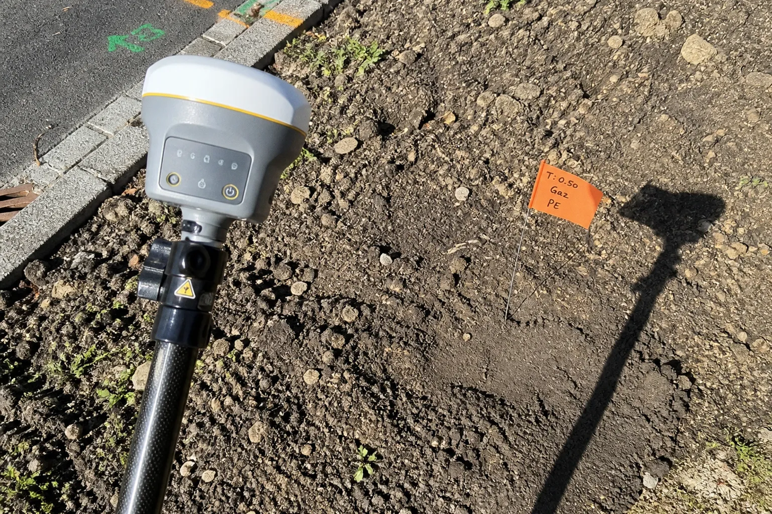 Réseaux enterrés : GNSS centimétrique ou décimétrique ?