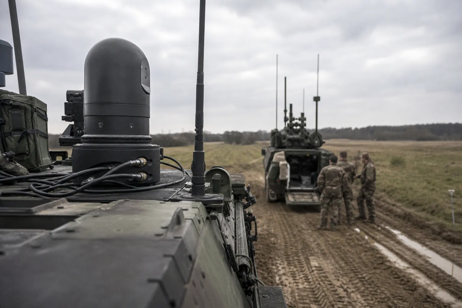 Thales et Eviden sécurisent les véhicules militaires face au brouillage GPS
