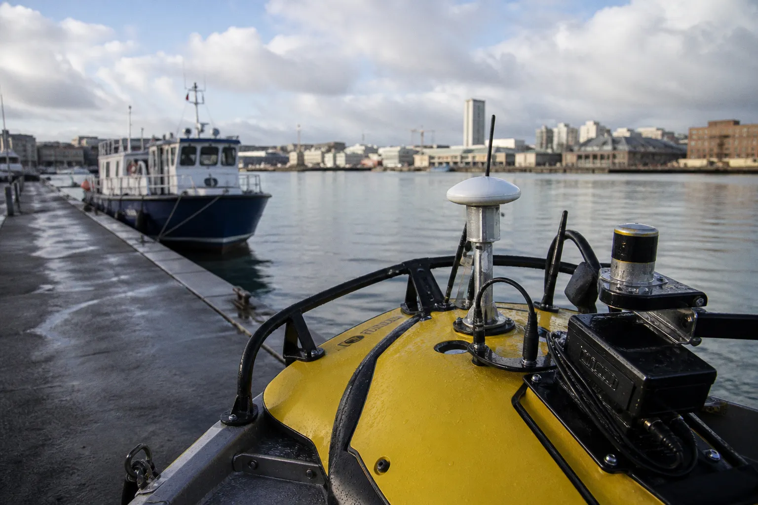 Trimble Applanix renforce la précision marine face aux menaces GNSS et à l'autonomie